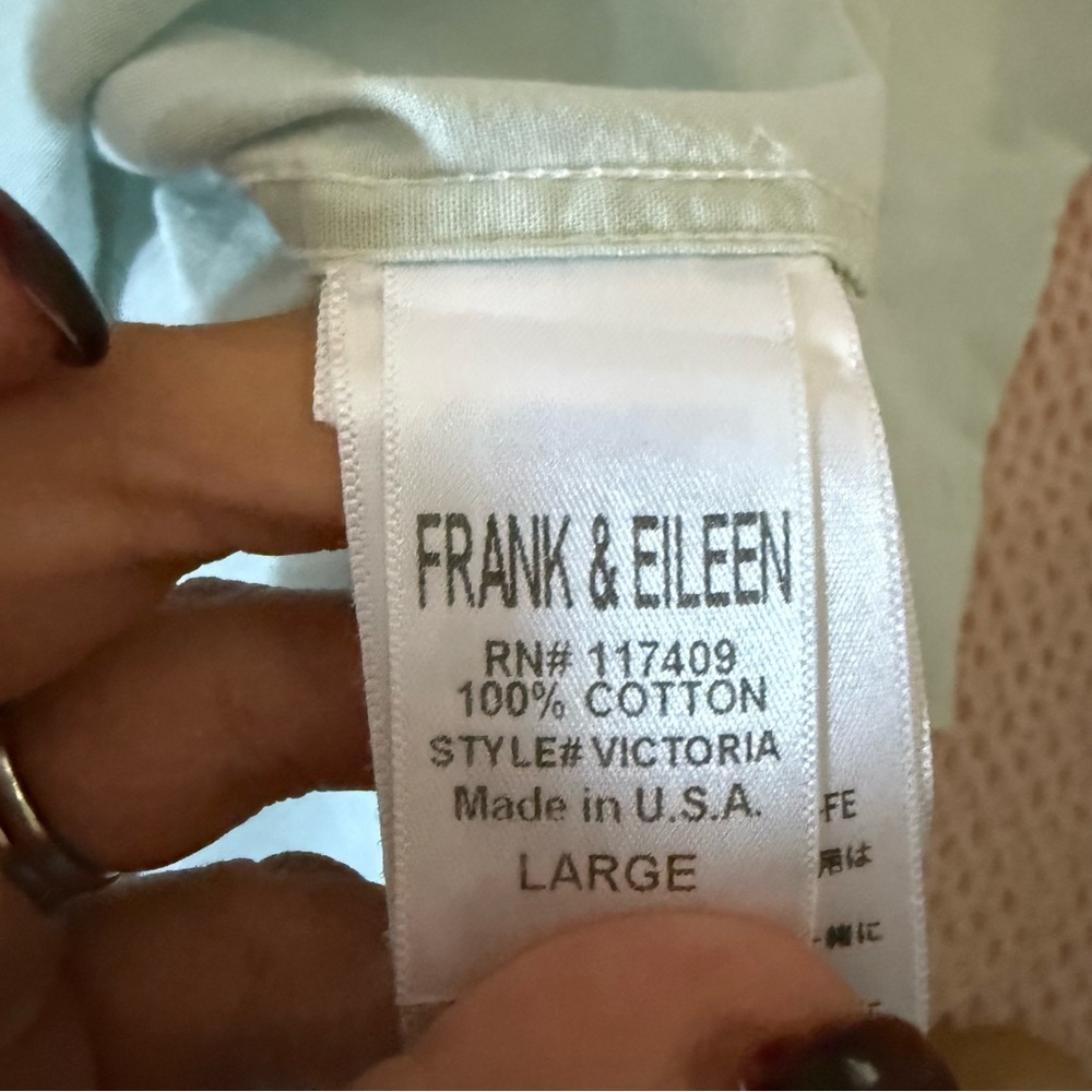 Frank & Eileen Victoria Button-Up (L) - Picture 5 of 6